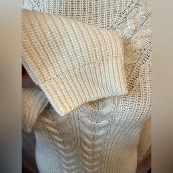 TALBOTS Women’s Ivory Lamb’s Wool Blend High Neck Cable Knit Tunic Sweater Small - Picture 2 of 9